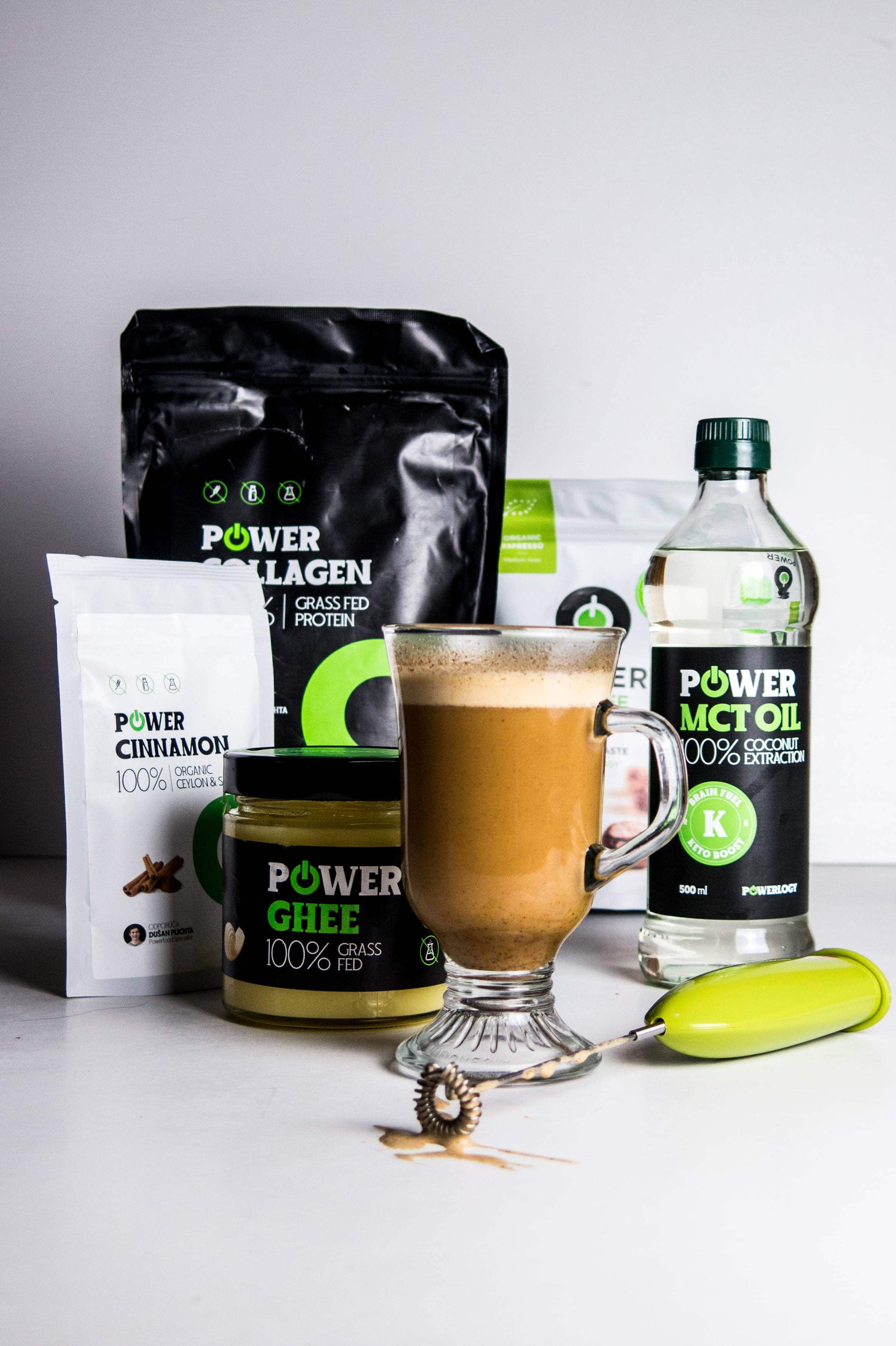 power coffe kava s maslom ghee mct olej ketoza powerlogy dusan plichta