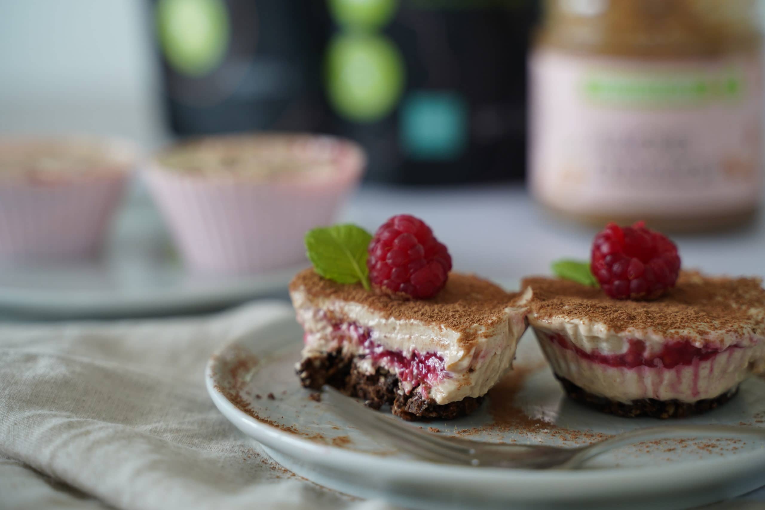 Nepečené MINI cheesecakes s malinami