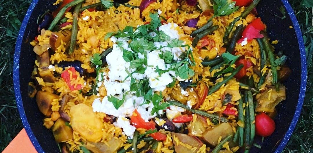 Vegetariánský pilaf s ovčím sýrem