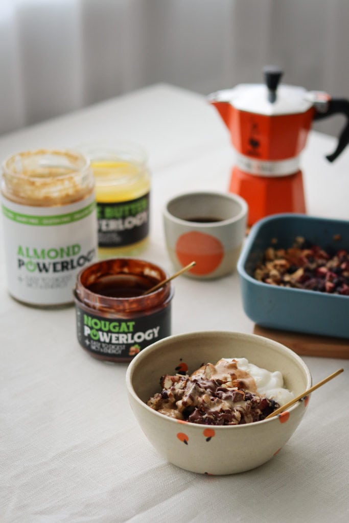 baked-porridge-with-yoghurt-and-fruit_3