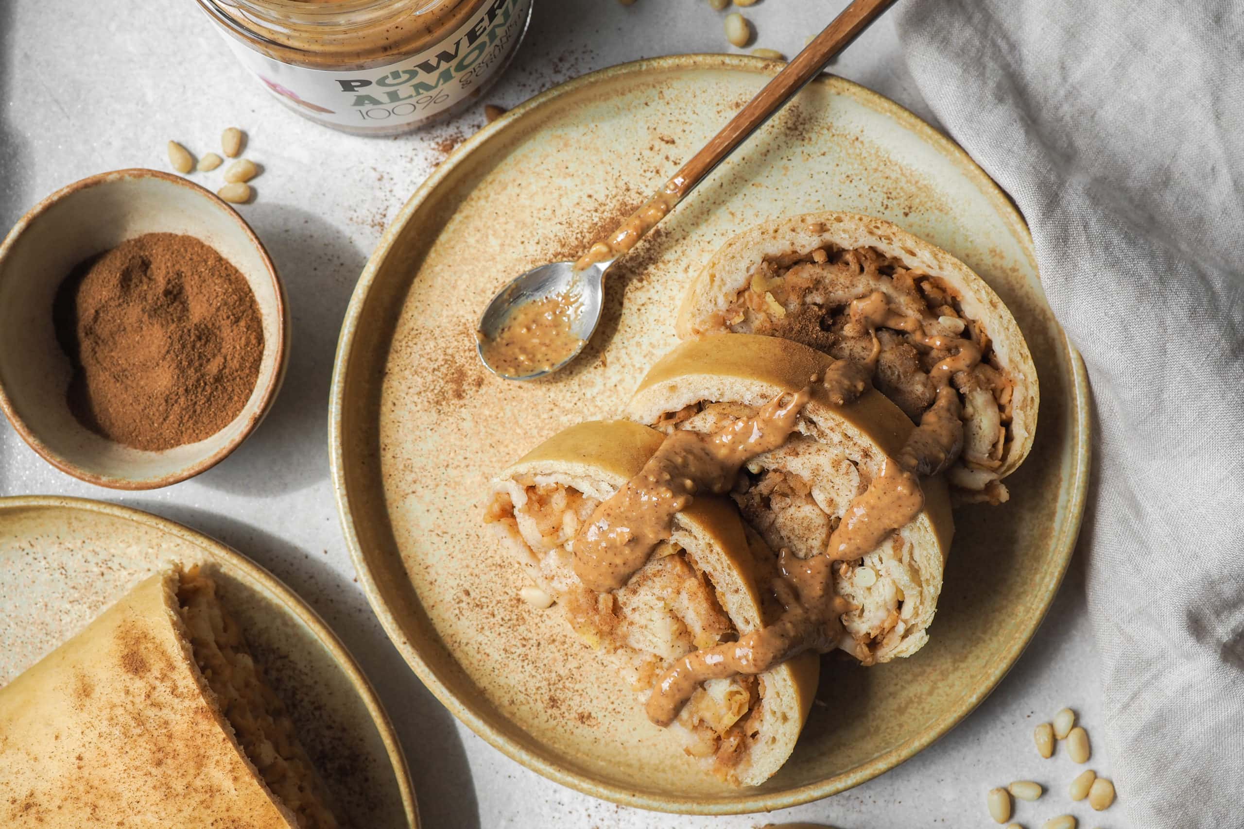 Apple and cinnamon strudel