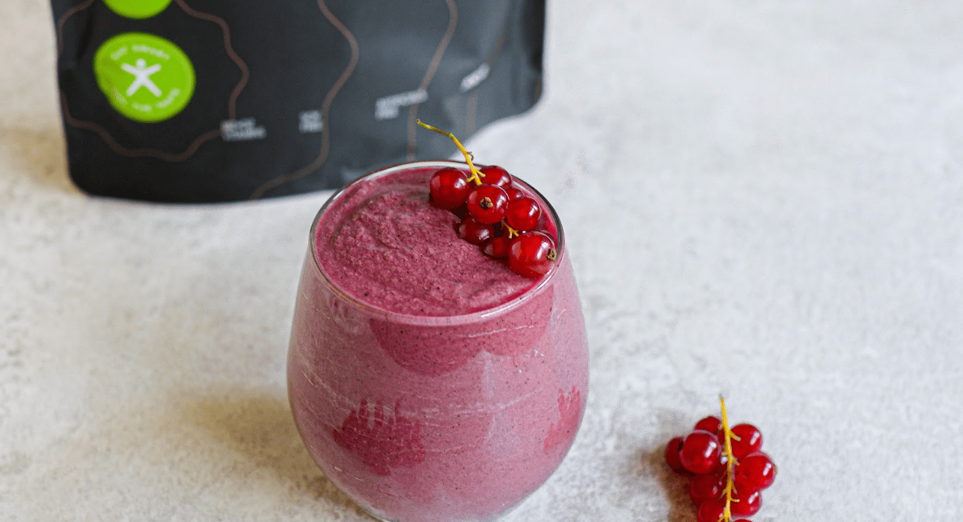 Vanilla protein smoothie with fruit