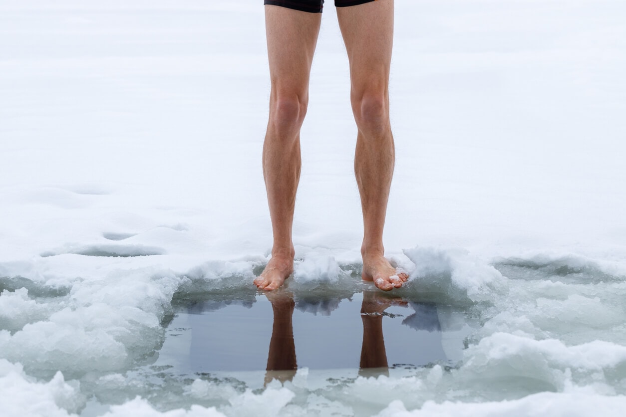 How to start cold exposure: the secret of a strong body and a resilient mind