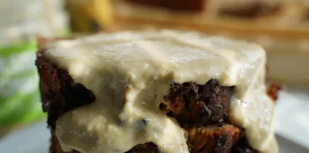 Low-carb banánový chlebík s kešu krémom